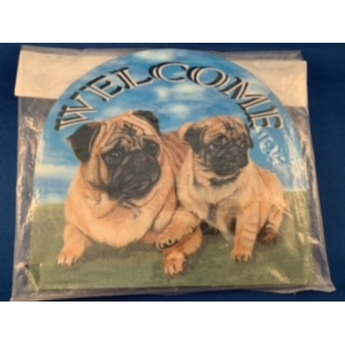 Arched pug welcome sign